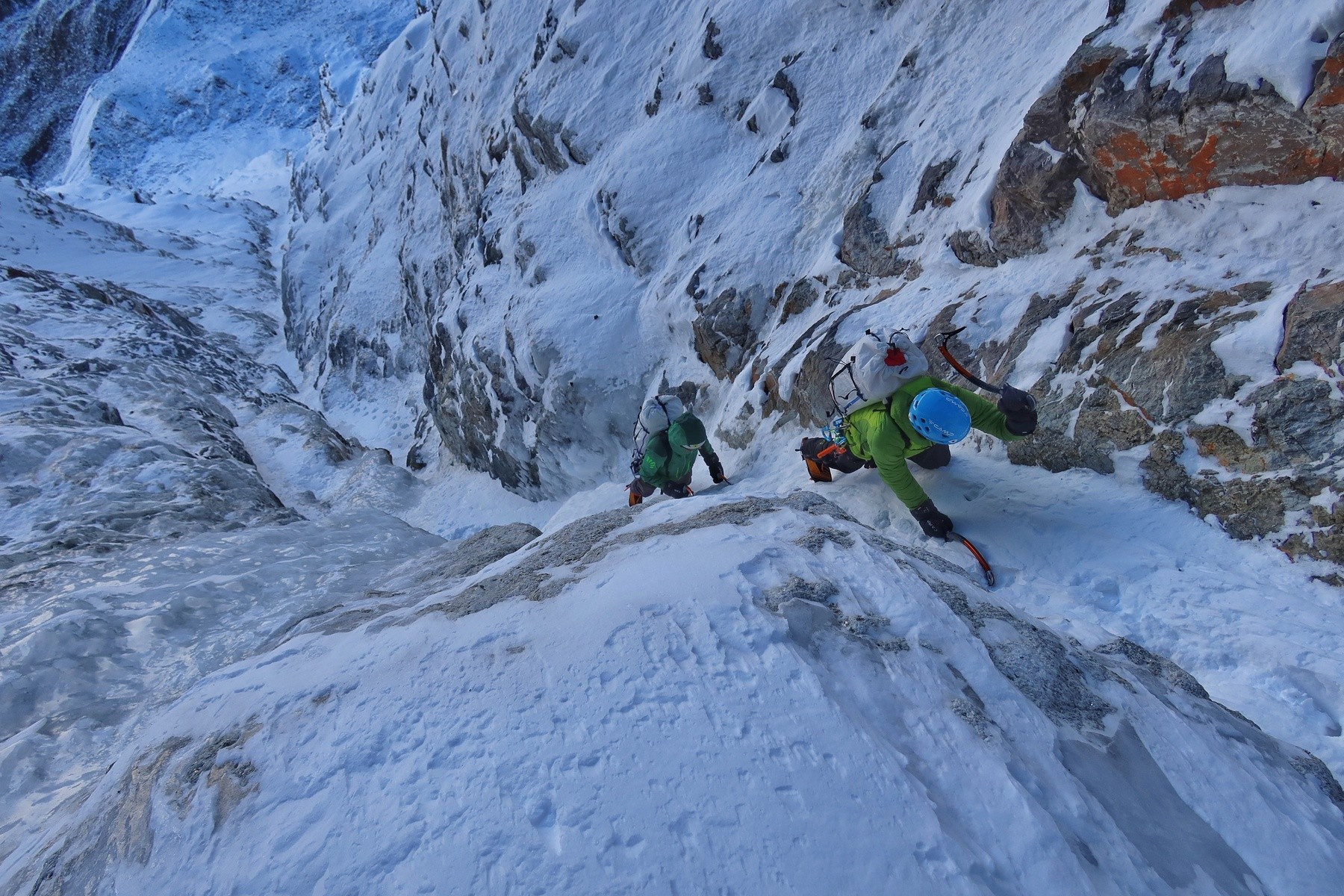 Začetni del vzpona na koto 6050 m